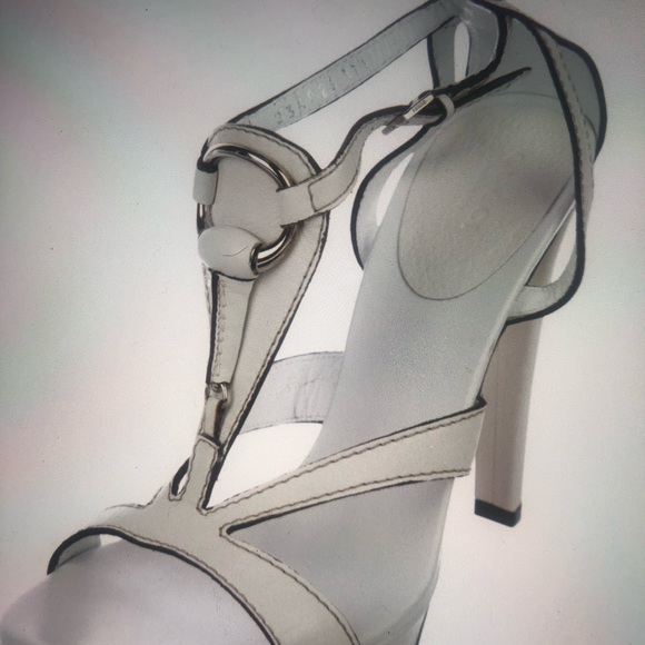 Gucci Sandals - Picture 2 of 5